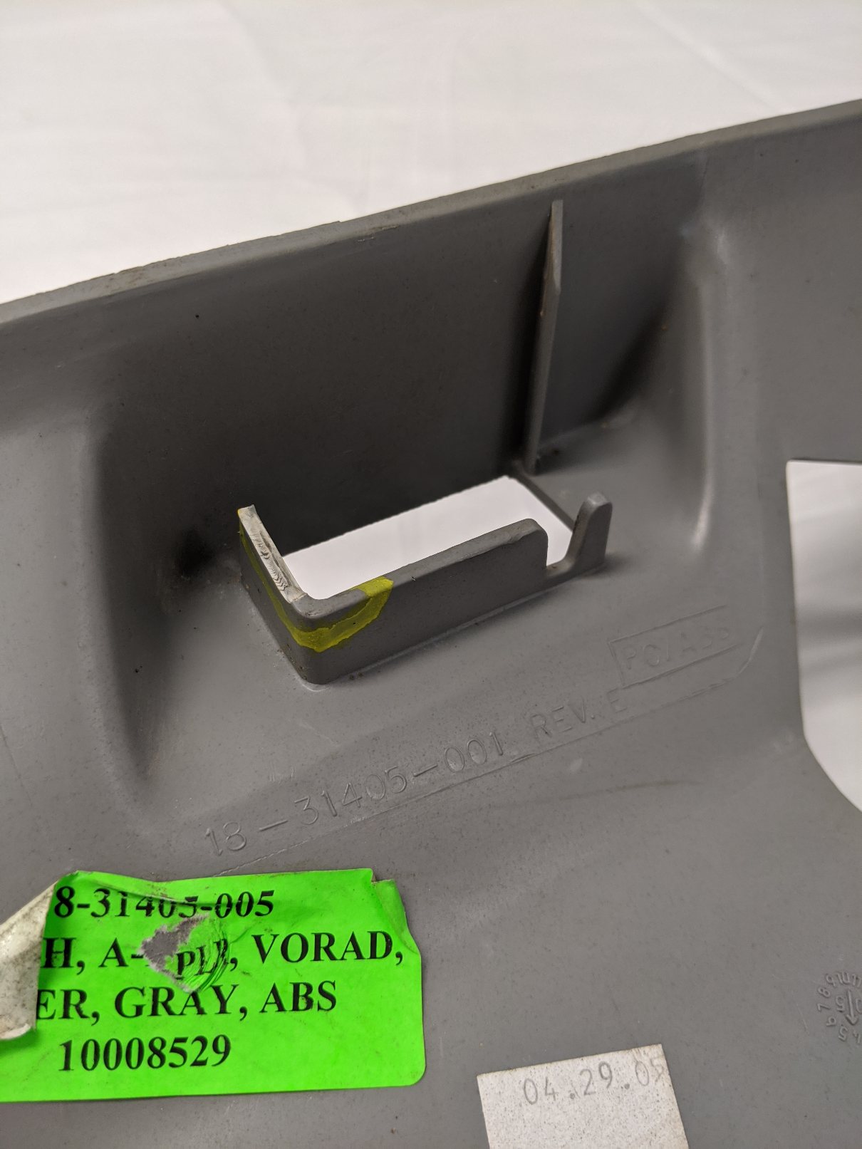 Freightliner RH A-Pillar Cover Trim - P/N 18-31405-001 - Damaged