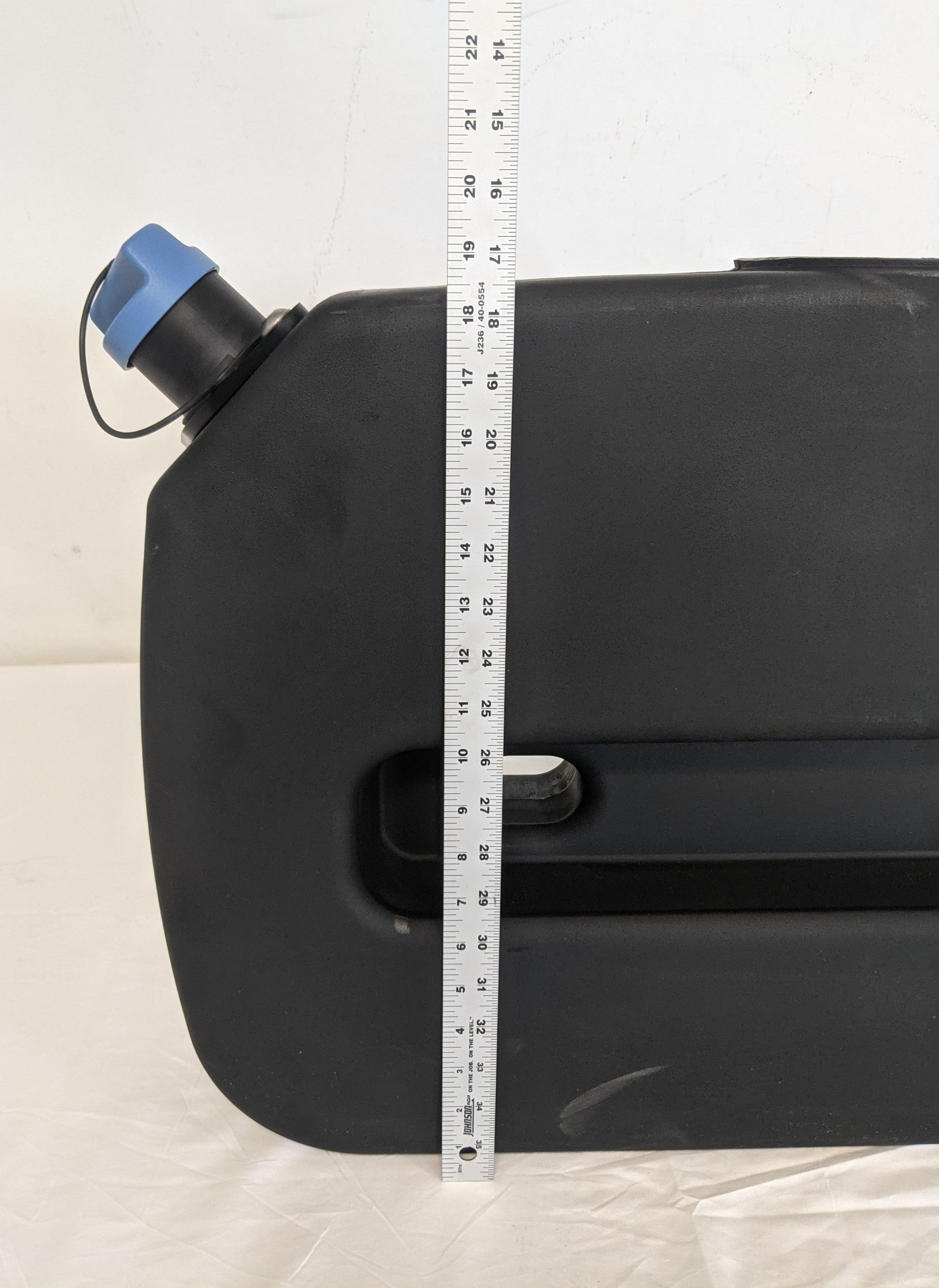 New FTL 6-Gallon DEF Tank 04-31371-000 w/ Header 04-31354-004- P/N A04-35188-002