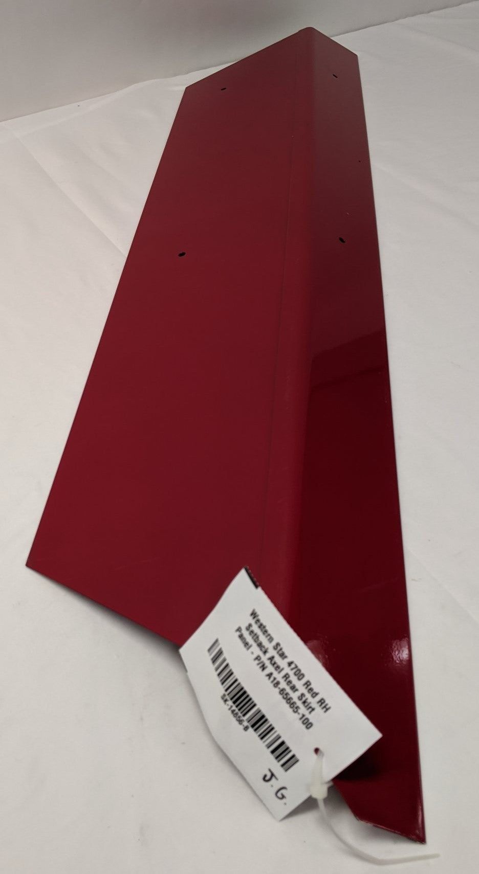 Western Star 4700 Rear Skirt Panel - RH - A18-65665-100