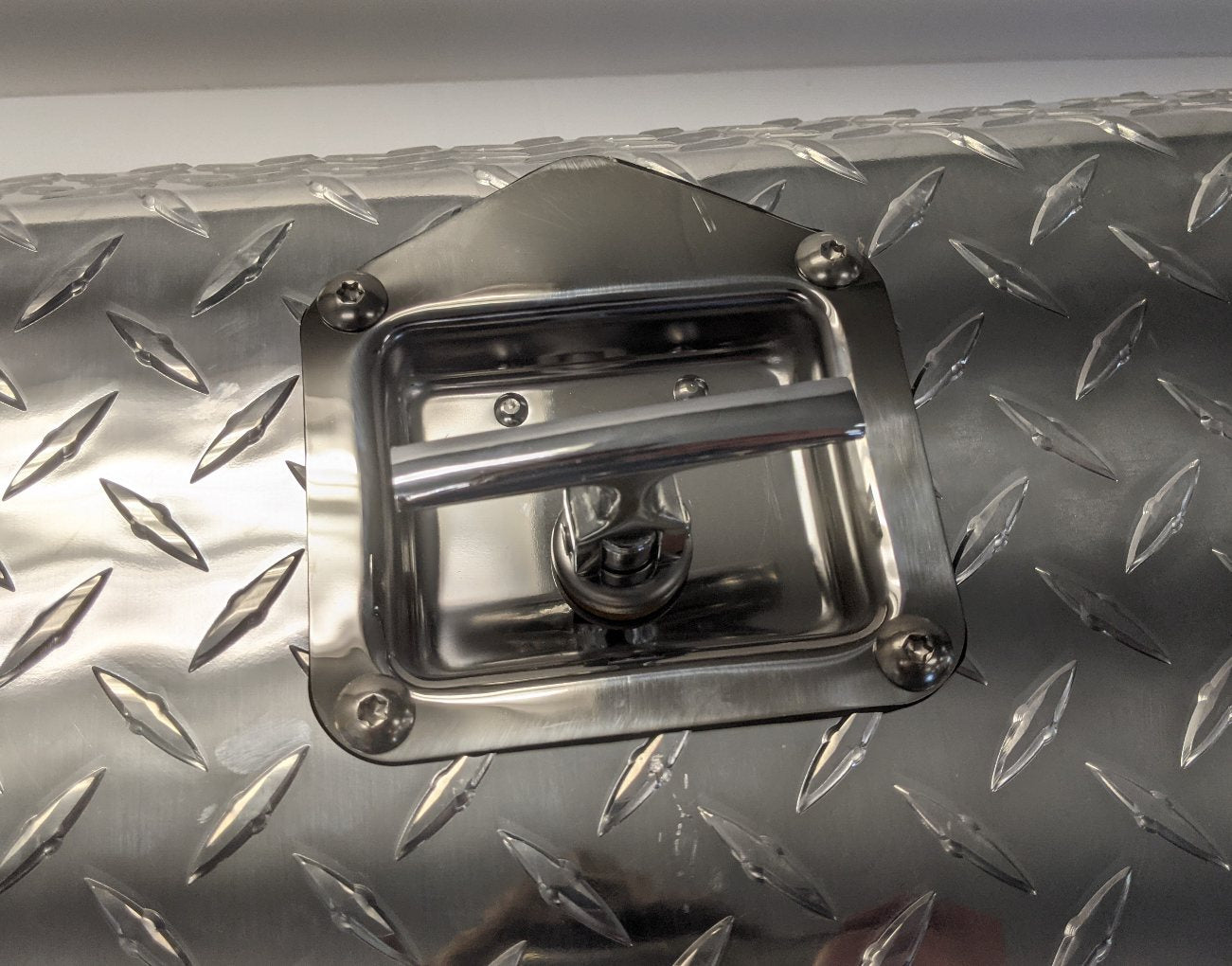 Freightliner 900 Series Step Lid Assembly No Lock | A22-60615-911