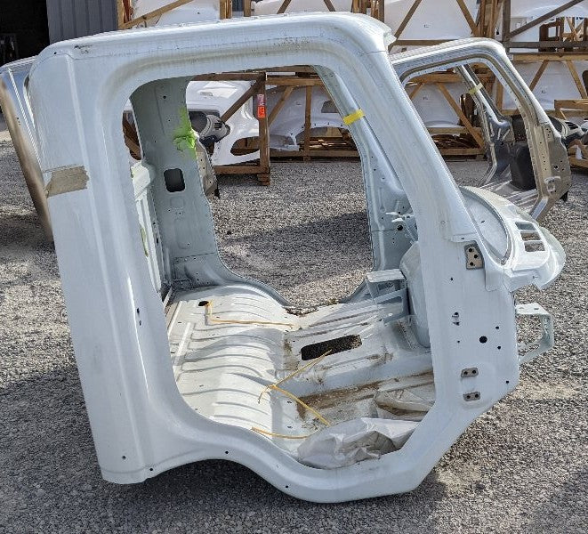 Freightliner M2 Day Cab Shell #20
