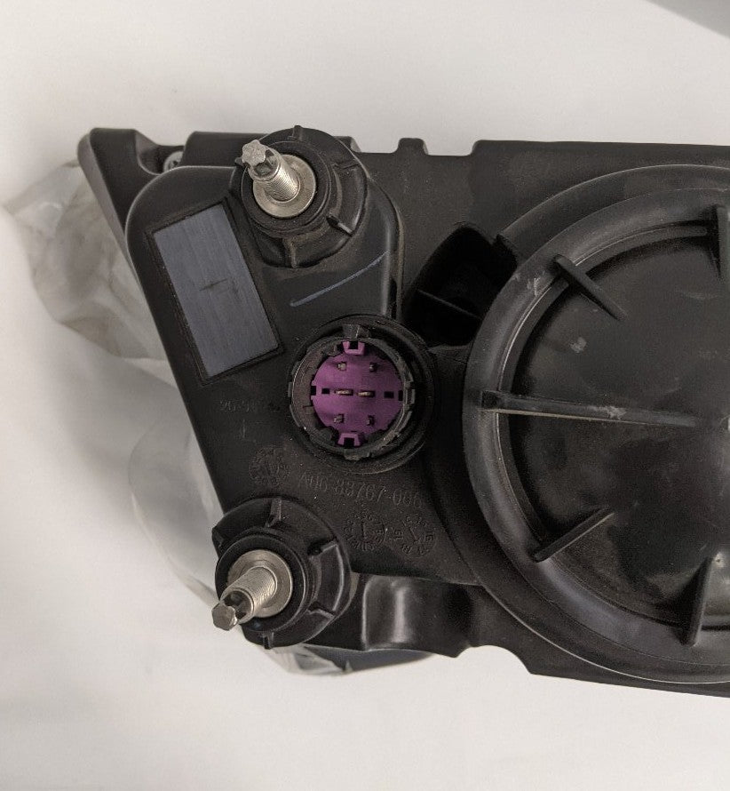 Western Star 5700 LH Headlight H9/H11 Halogen | A06-88767-006