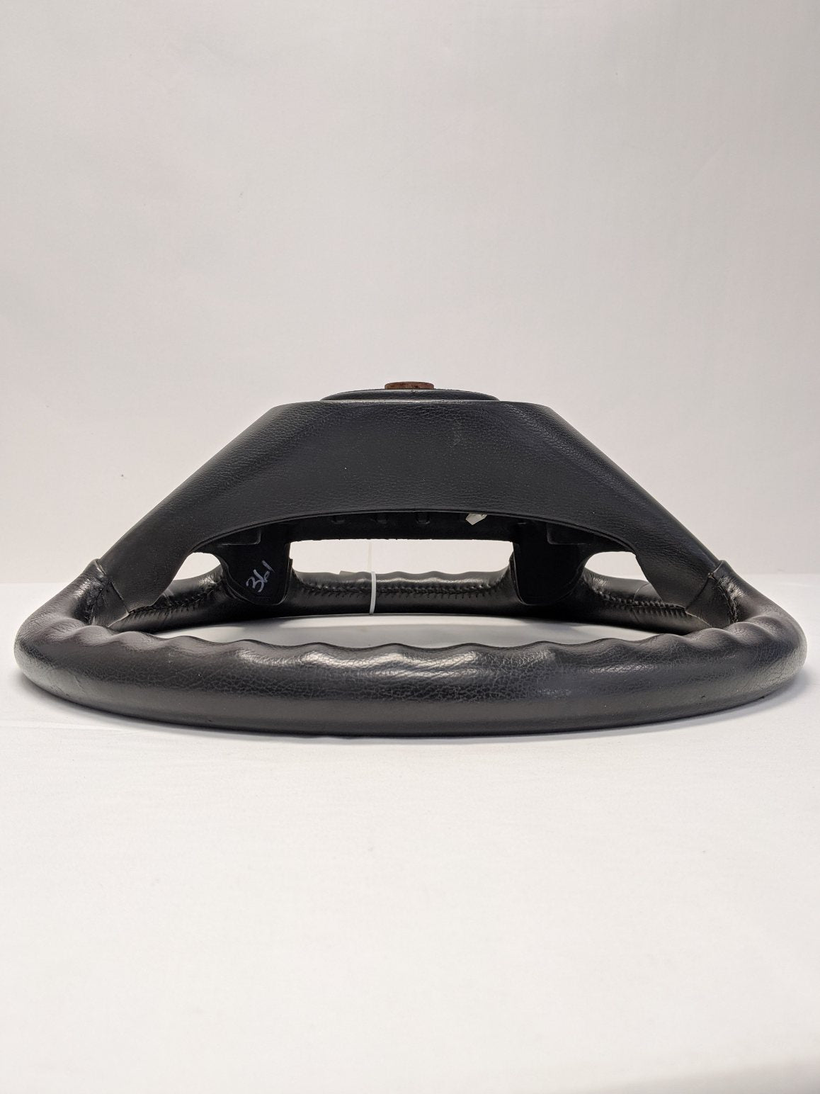 Freightliner 18" Leather Steering Wheel - A14-15884-001