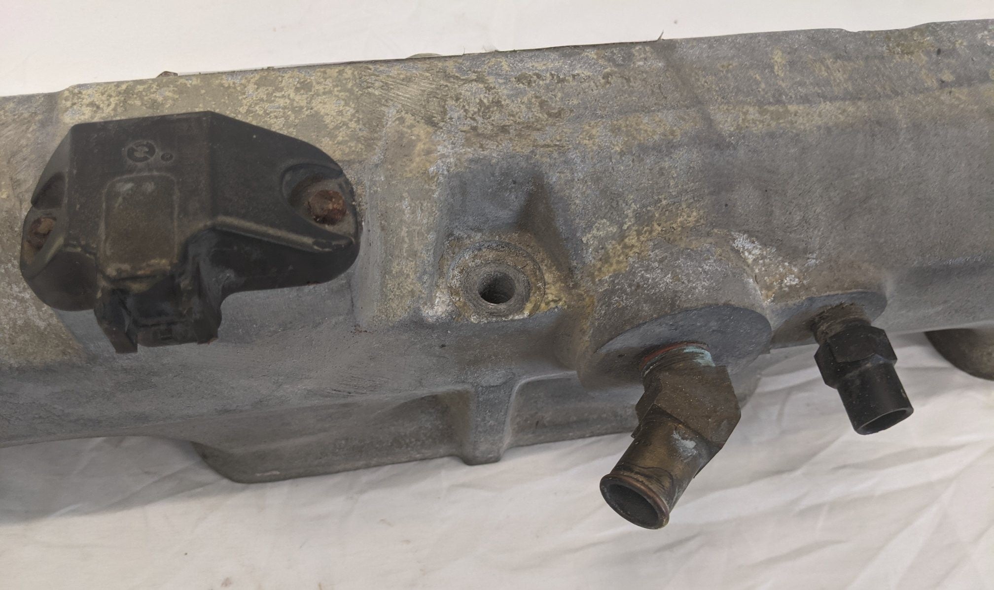 Used Detroit 60 Series Engine 45° Inlet Air Intake Manifold - P/N DDE 23518207