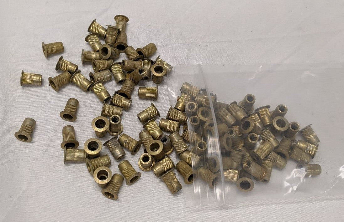 *Lot of 100* 3/16-24 Large Flange Steel Yellow Zinc Plated Ribbed Rivet Nuts
