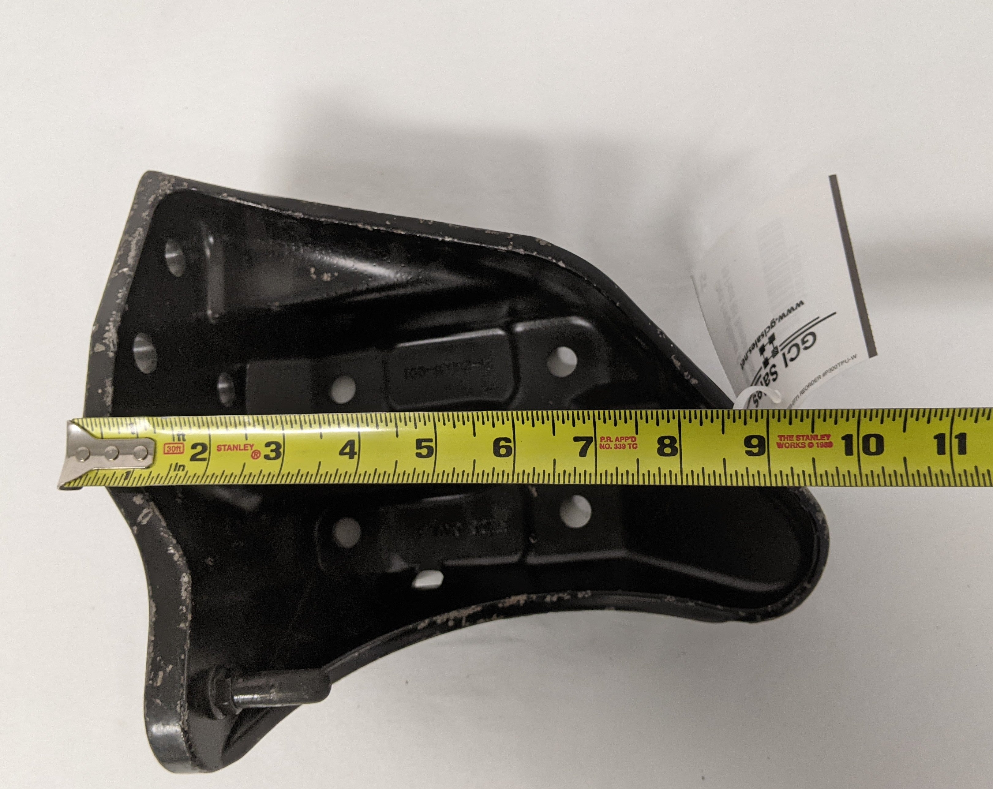 Used Freightliner Cascadia P3 Front RH Bumper Bracket - P/N 21-28531-001 (4994512257110)