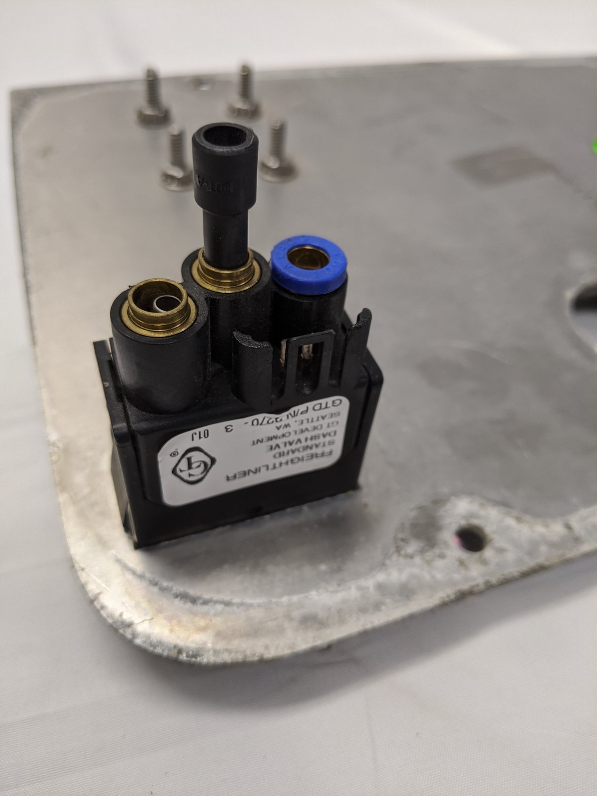 Used Freightliner Cascadia P3 Auxiliary Instrument Panel- P/N 22-60660-000