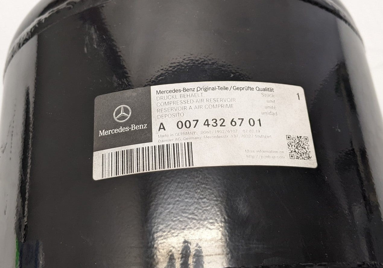 Mercedes-Benz Compressed Air Reservoir -P/N A007 432 67 01