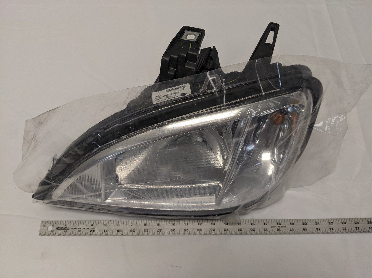 Freightliner Columbia LH Headlight Assembly | A06-75737-004