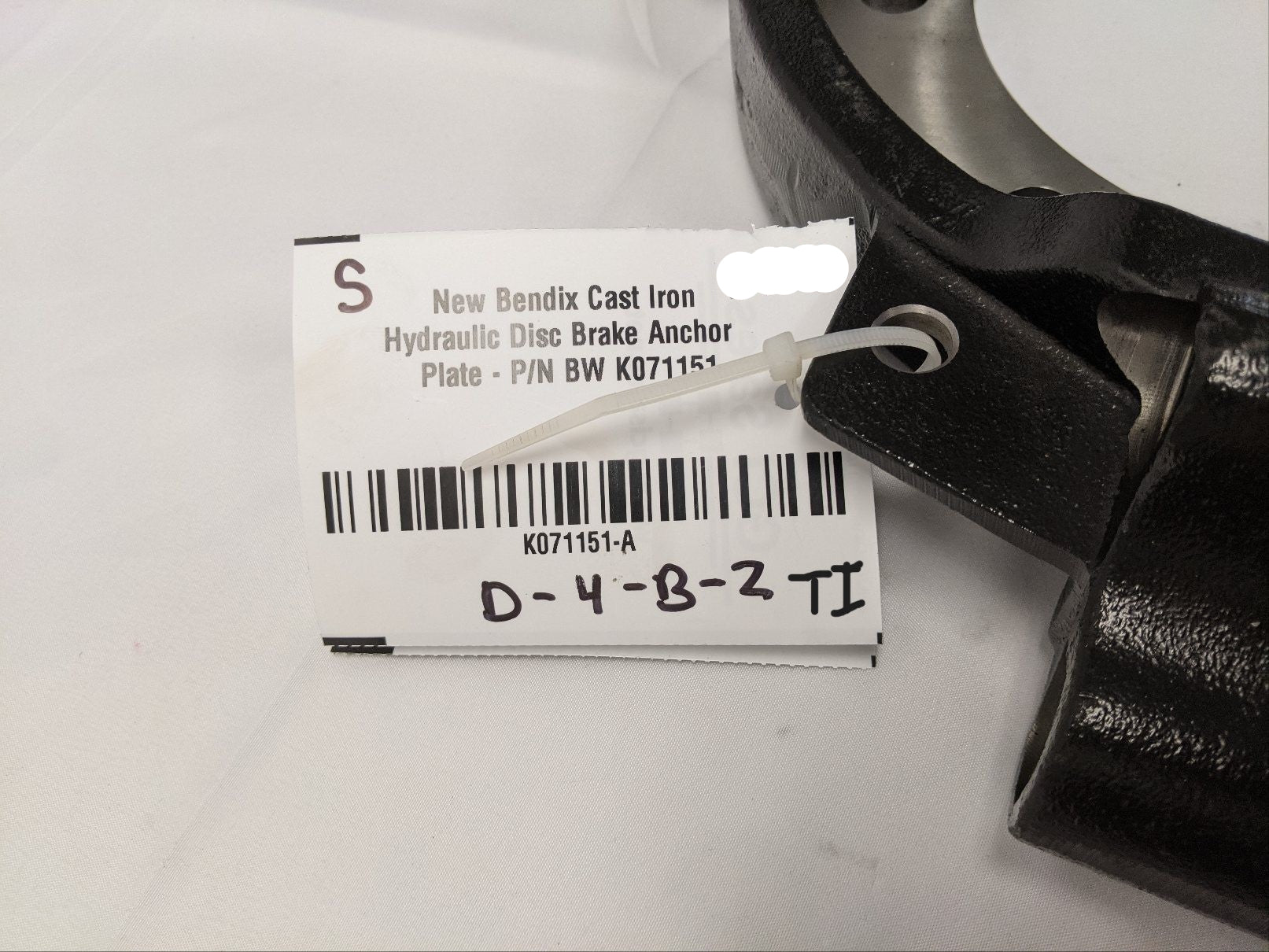 Bendix Cast Iron Hydraulic Disc Brake Anchor Plate | P/N BW K071151