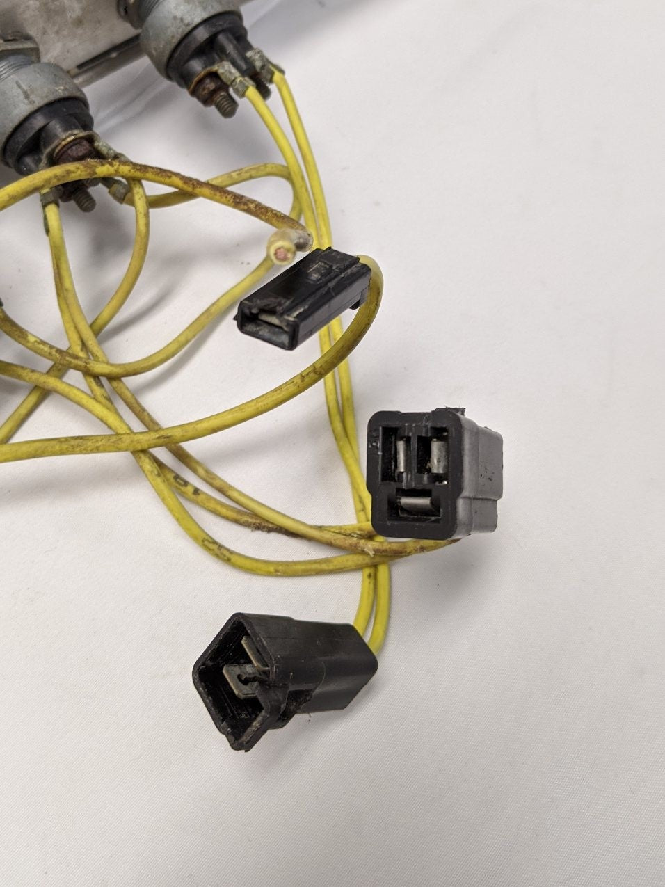 Used Freightliner FLD Classic Dash Ignition LH Switch Panel- P/N 22-25265-009