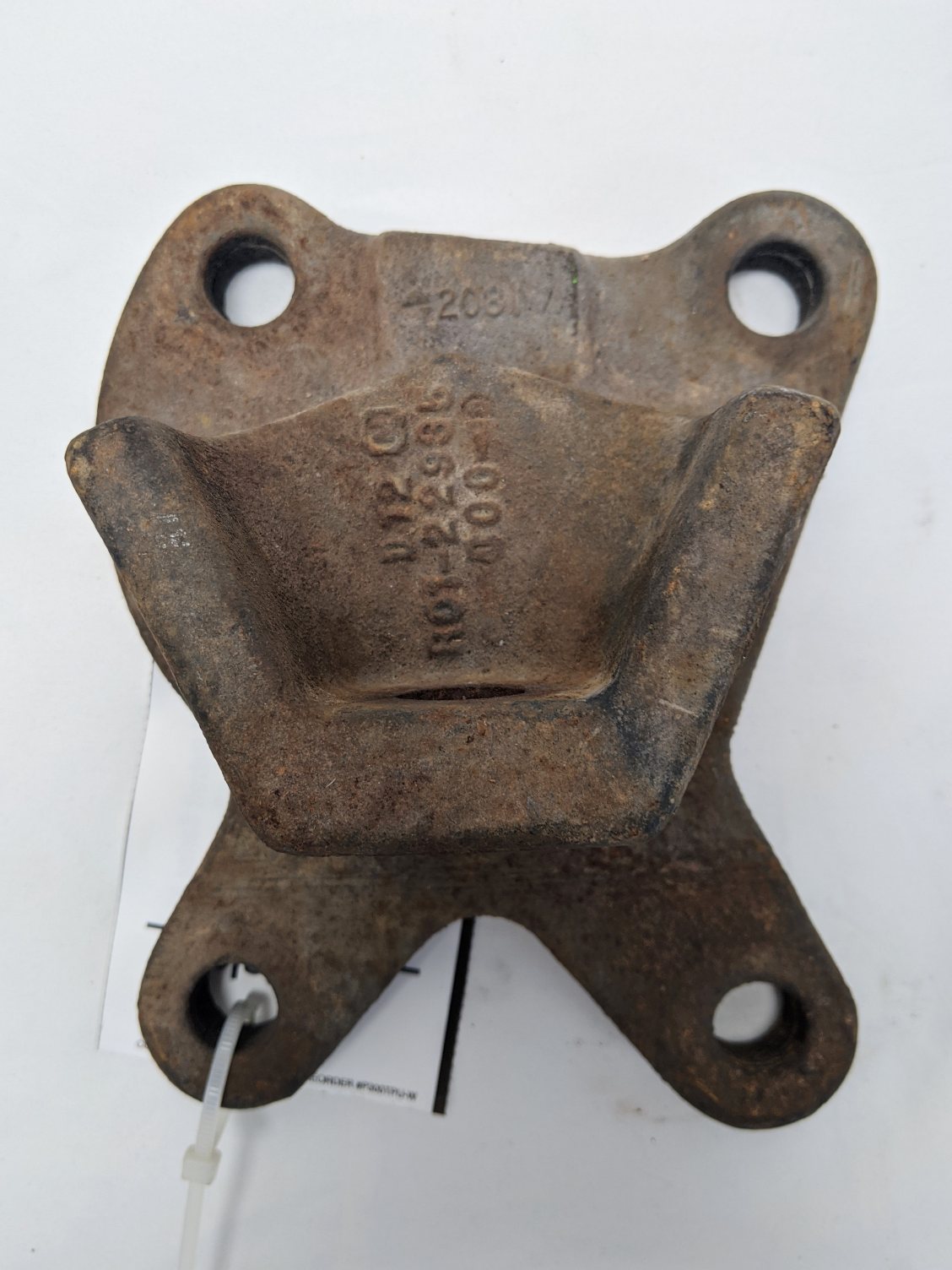 Used Detroit Series 60 LH Rear Engine Support Bracket - P/N R01-22935-000