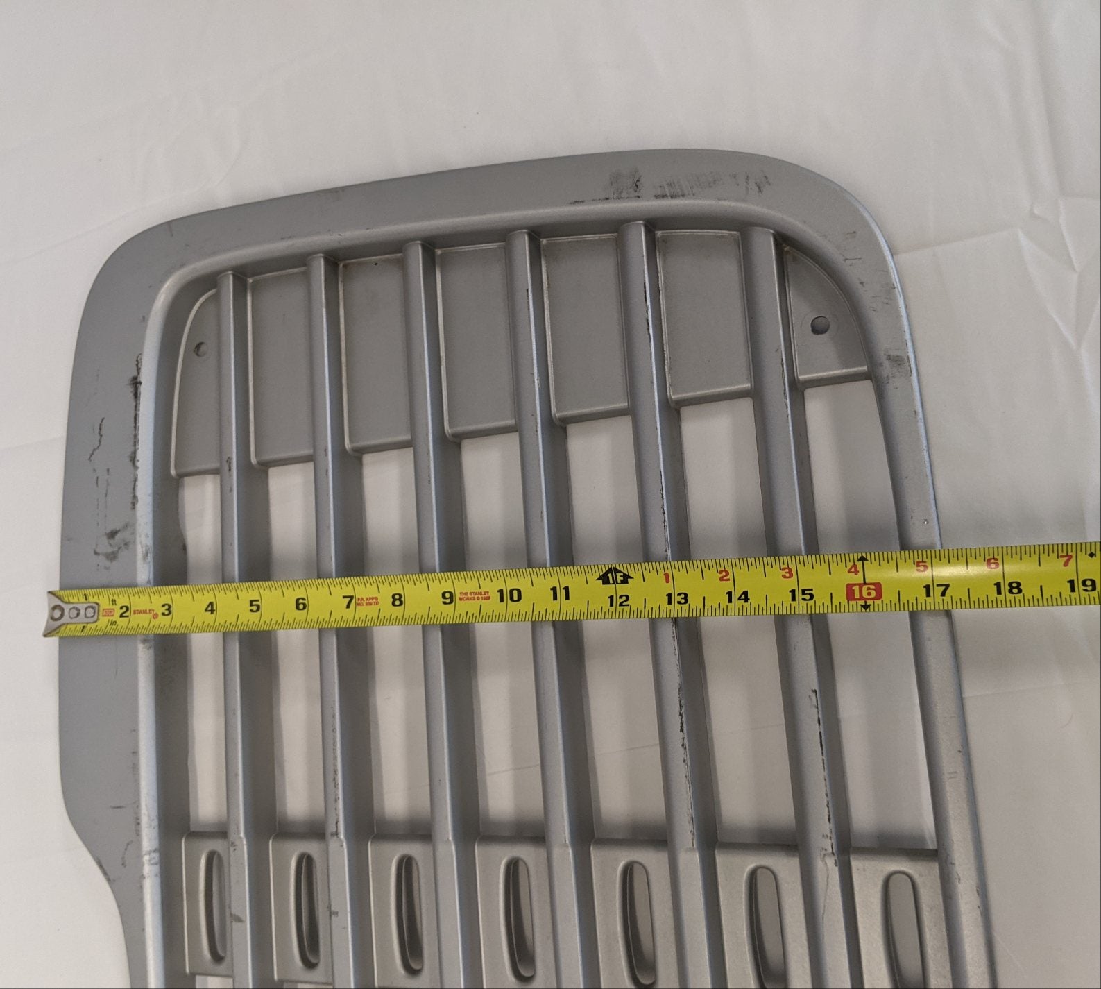Used Freightliner M2 Argent Silver Painted Grill -P/N 17-14787-000 (4919660150870)
