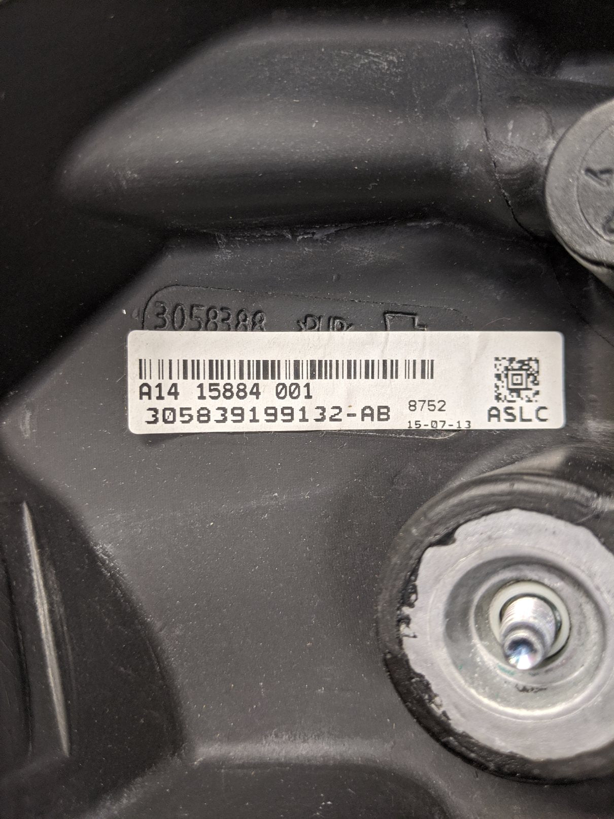 Freightliner 18" Leather Steering Wheel - A14-15884-001