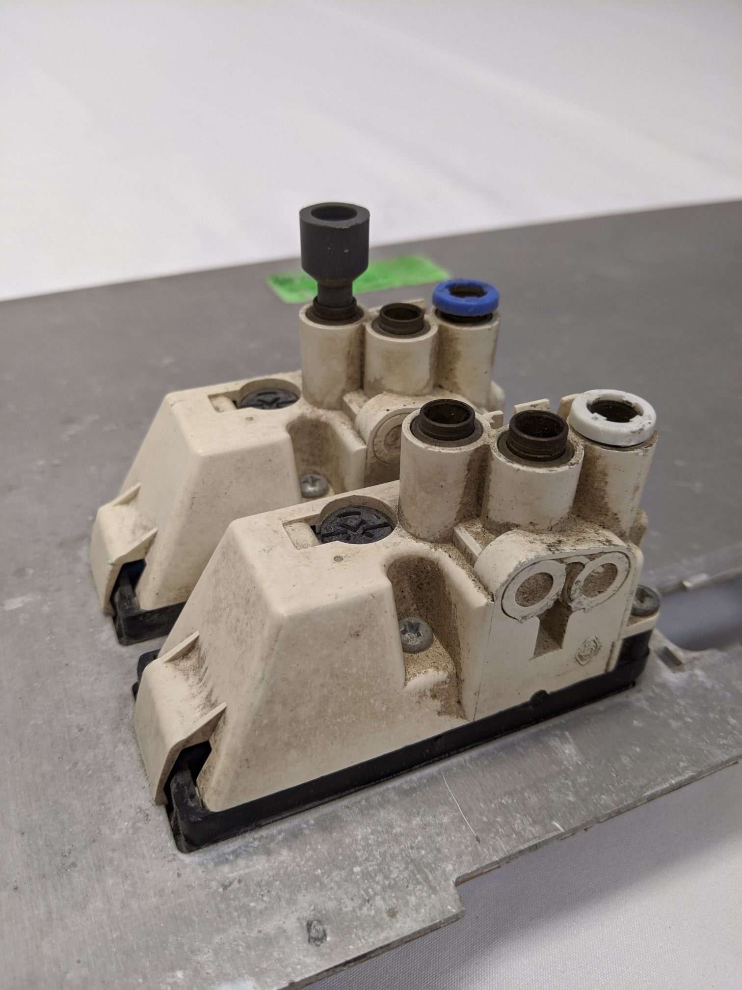 Used Freightliner Columbia Center Instrument Dash Panel -P/N 22-45867-000