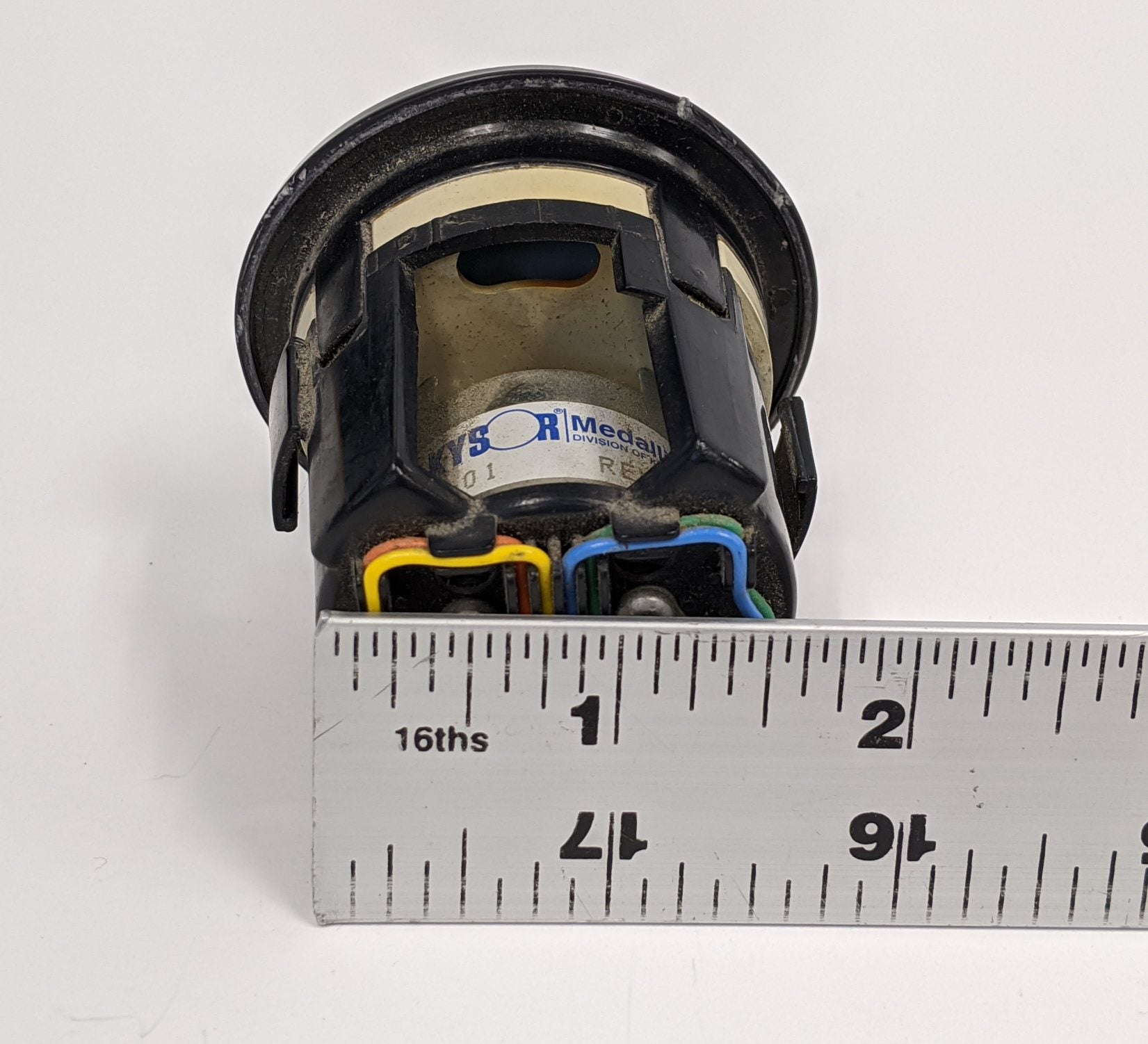 Used Freightliner Deg.°F Engine Oil Temperature Gauge - P/N 22-46517-000 (10093115834684)
