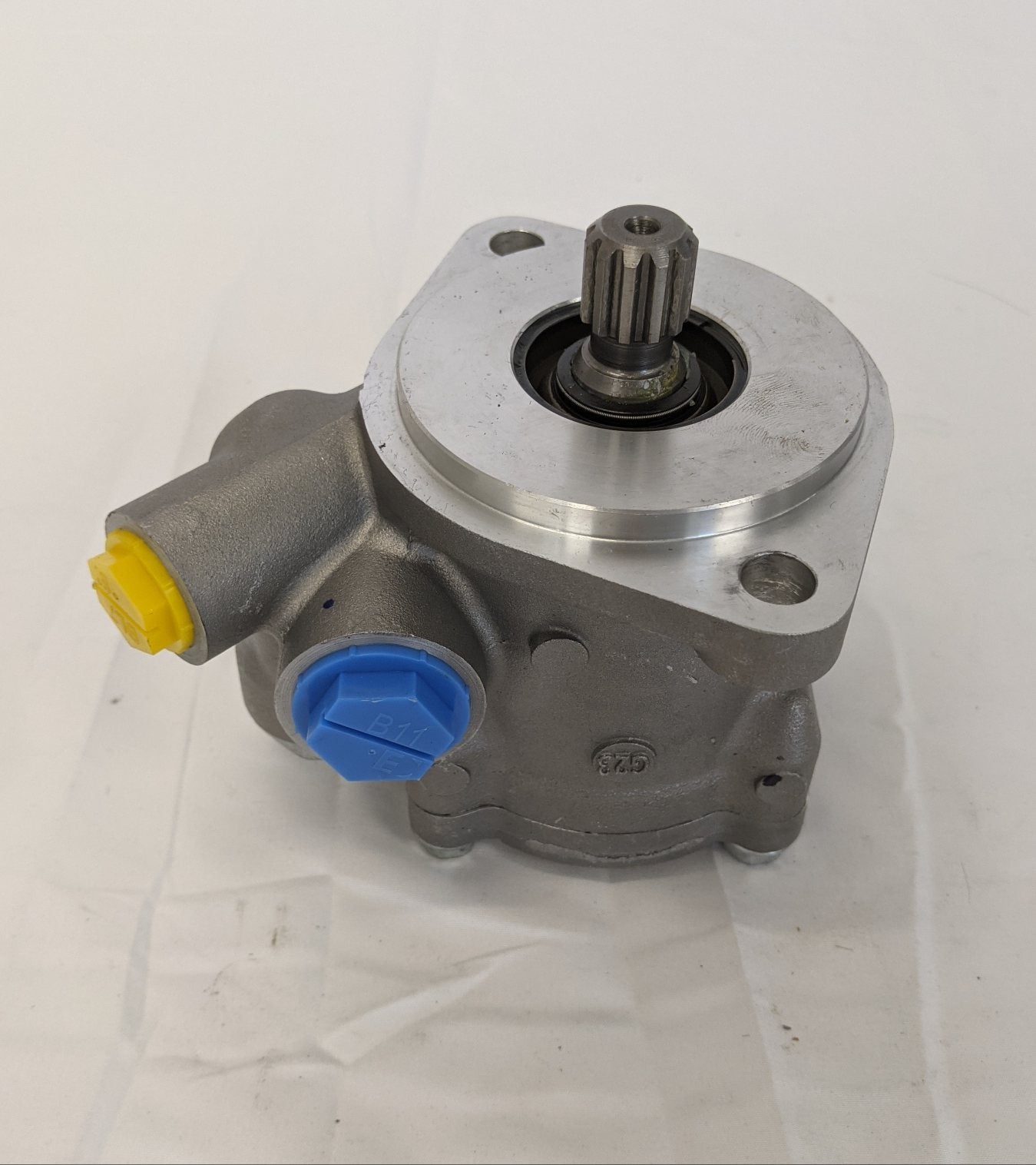 New TRW EV201618L10101 Power Steering Pump - P/N  14-20358-011 (10162411700540)
