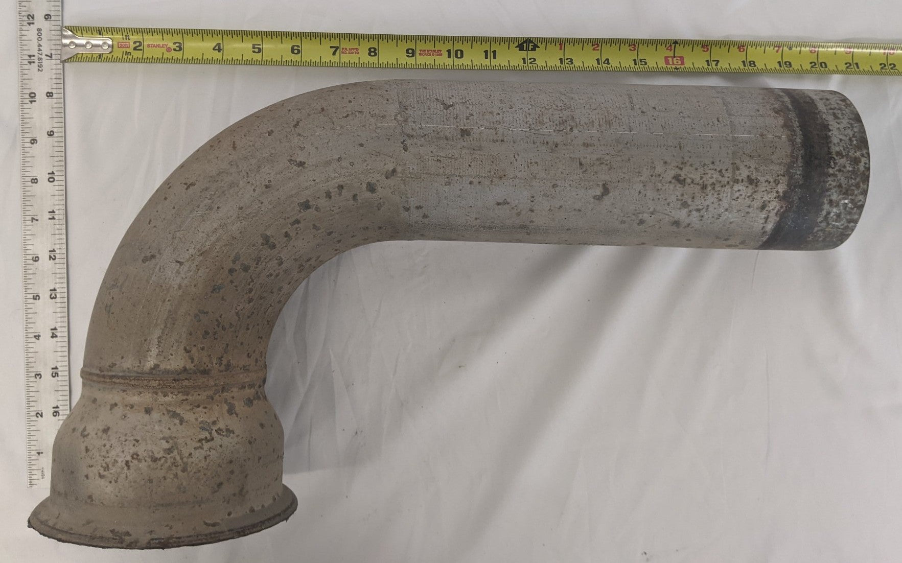 Used Cascadia P3 Exhaust pipe Inlet - P/N 04-30676-000