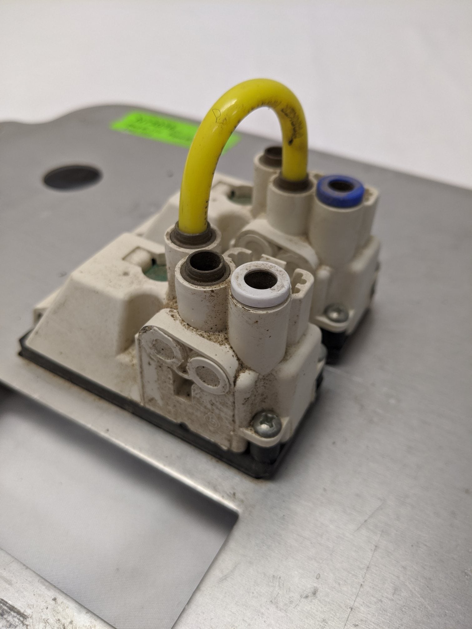 Used Freightliner Columbia Auxiliary Instrument Dash Panel- P/N 22-45867-010