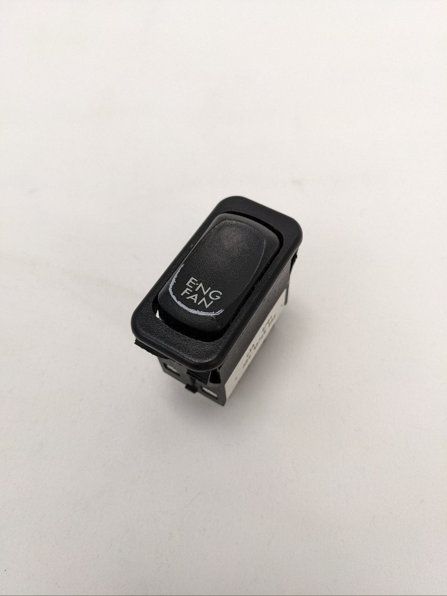 Used Freightliner Engine Fan Rocker Switch - P/N A06-30769-093 (6573974585430)