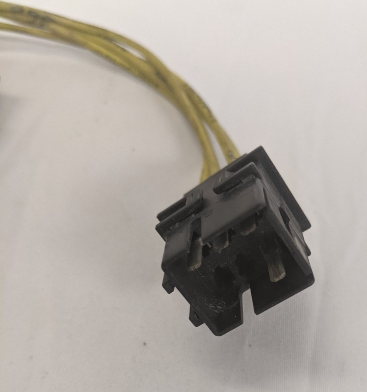 Damaged Freightliner Road Lamp Rocker Switch - P/N A06-22523-004