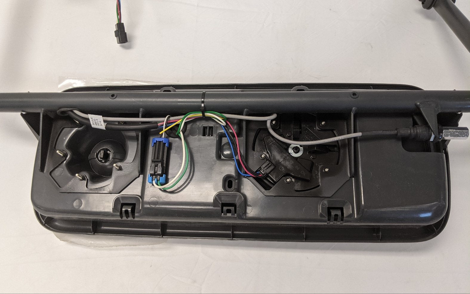 Freightliner LH Remote Rearview Mirror - A22-62161-002