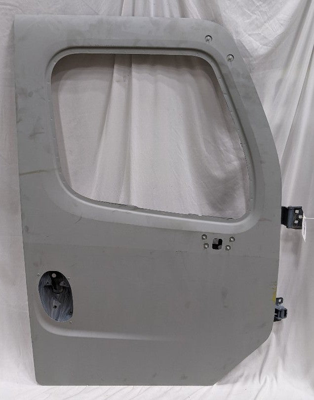Freightliner M2 Plus RH Door (Rust) #5