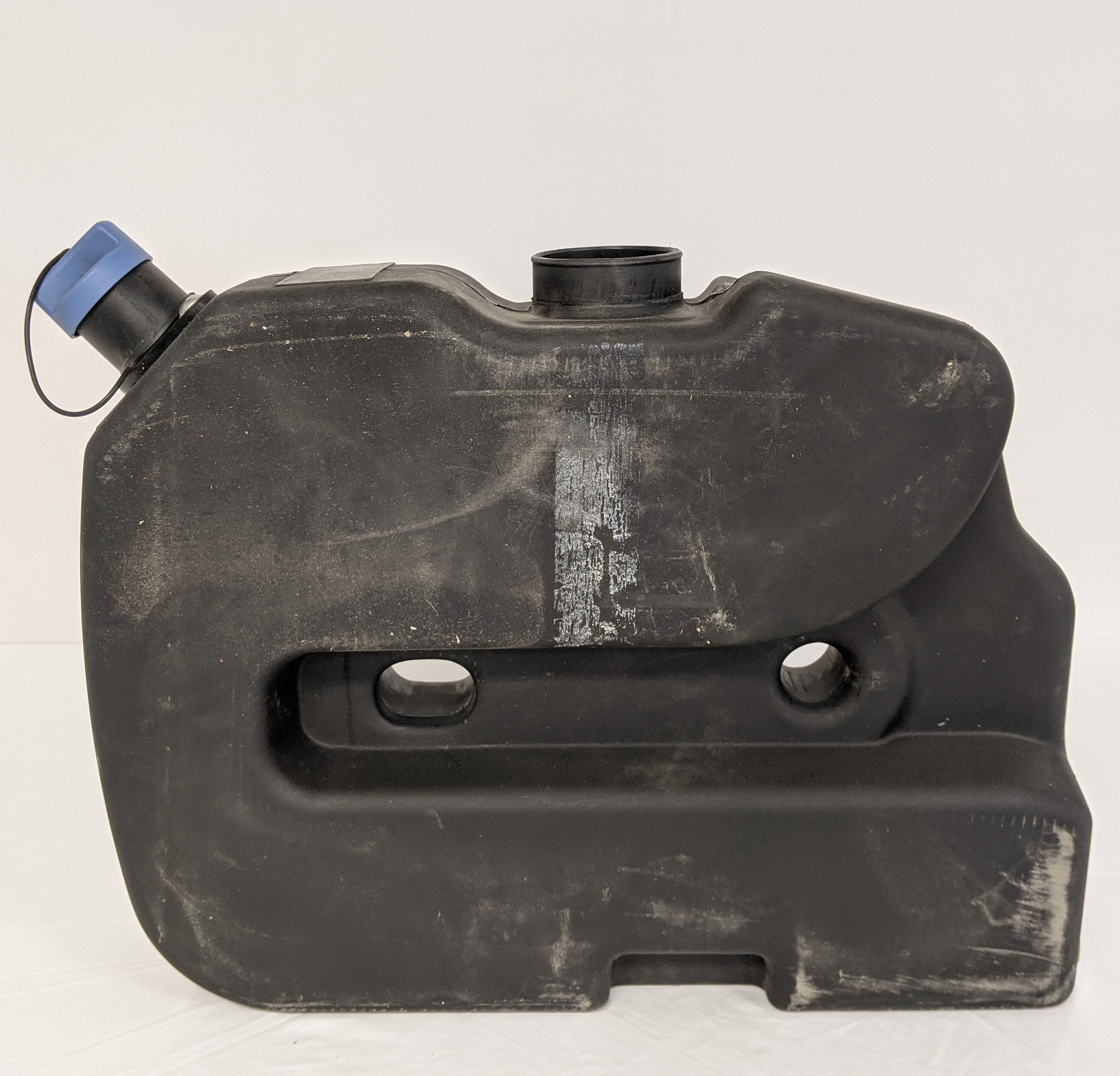 Freightliner 6-Gallon DEF Tank - P/N  04-30382-000 (3939795402838)