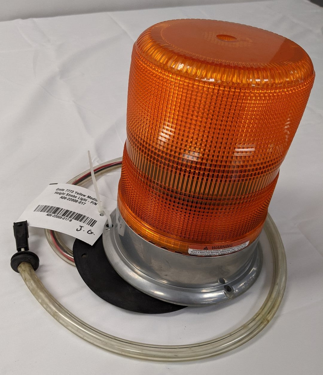 Grote 7773 Yellow Medium Height Strobe Light - P/N A06-22008-017
