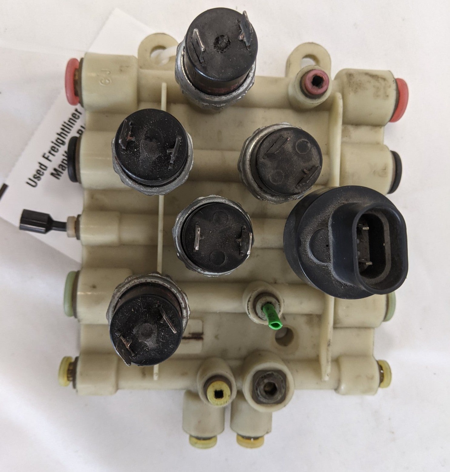 Used Freightliner Air Switch Manifold Block w/ Air Switches - P/N A12-14736-001 (10175173034300)