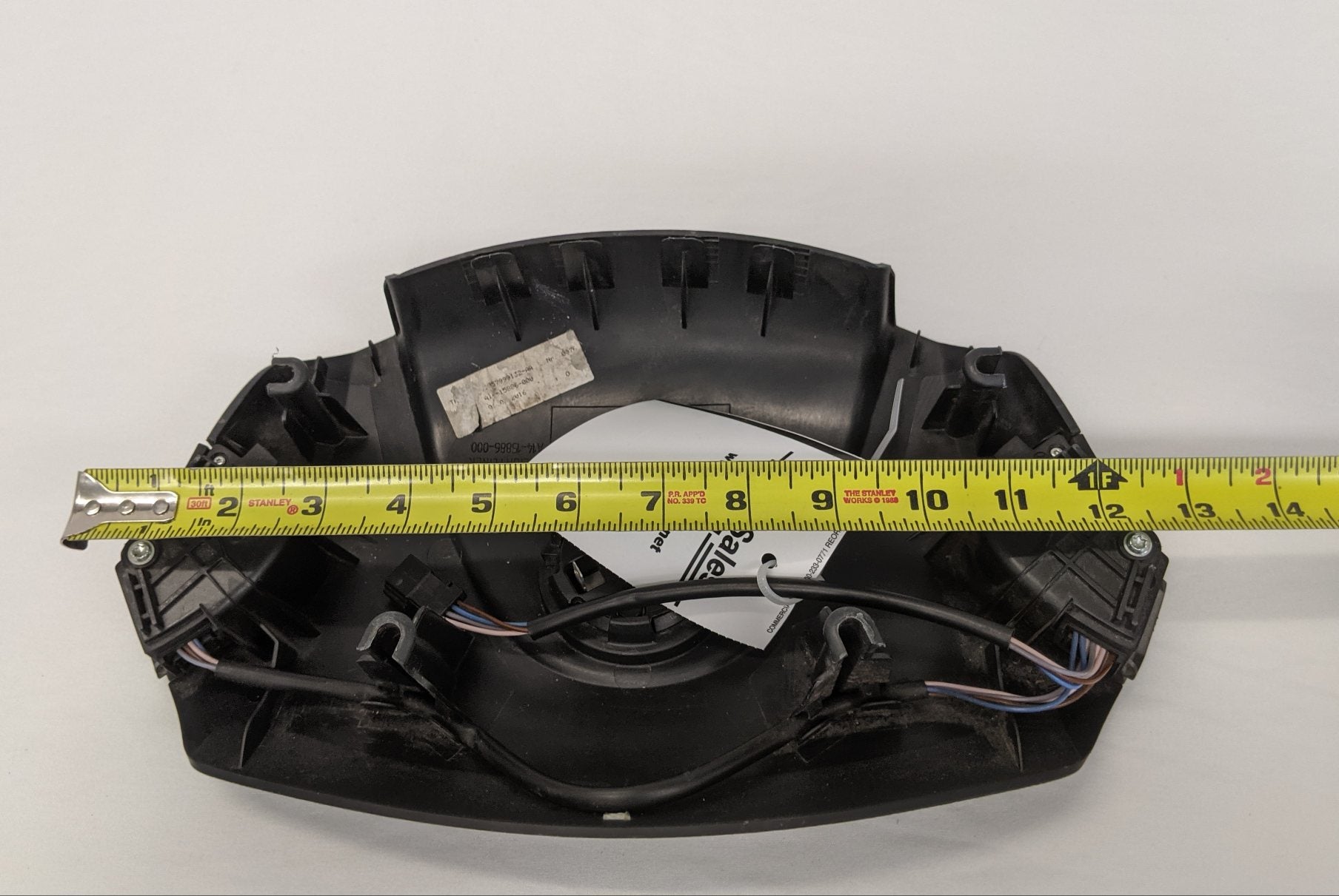 Used Freightliner Cascadia P3 Steering Wheel Center Cover - P/N A14-15886-000 (10097375150396)