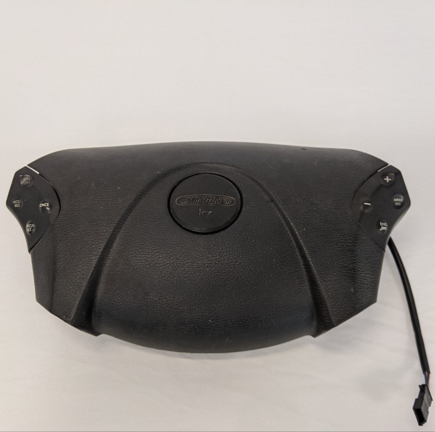 Used Freightliner Cascadia P3 Steering Wheel Center Cover - P/N A14-15886-000 (10097375150396)