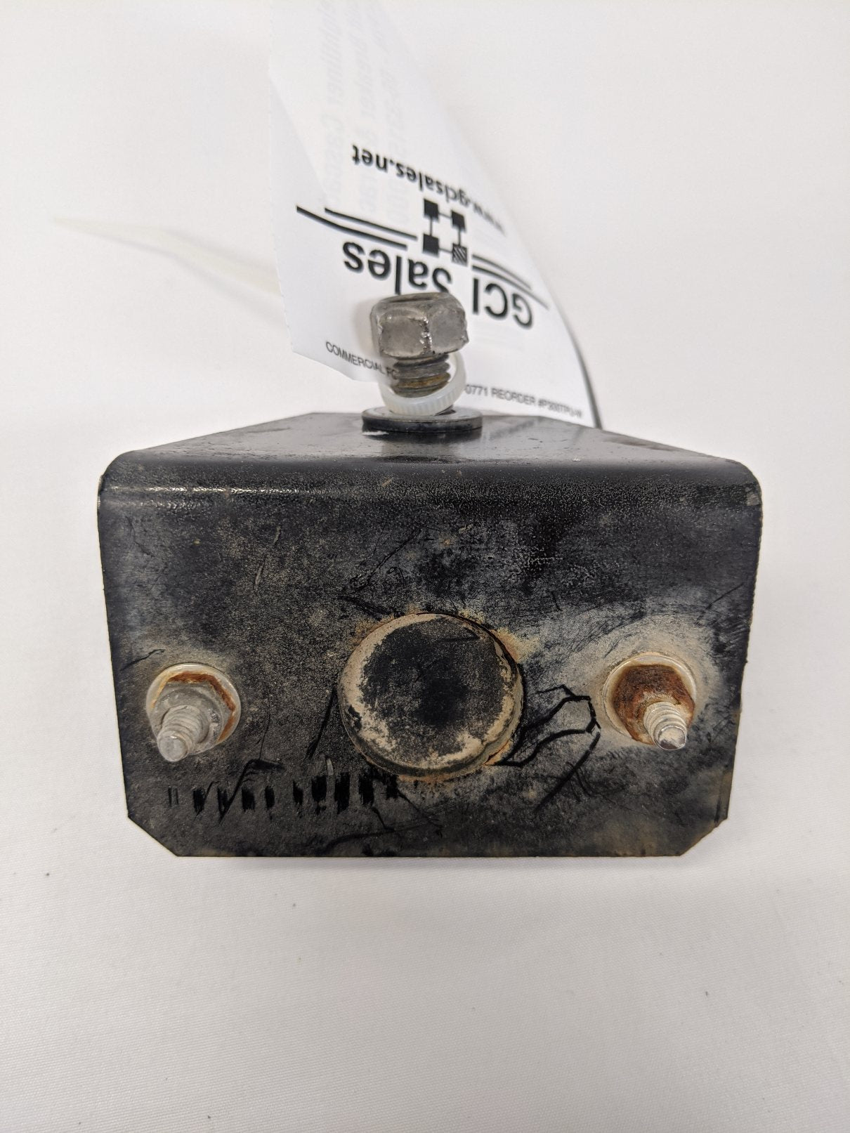 Used Freightliner Cascadia P3 Circuit Breaker & Bracket - P/N 06-33153-000