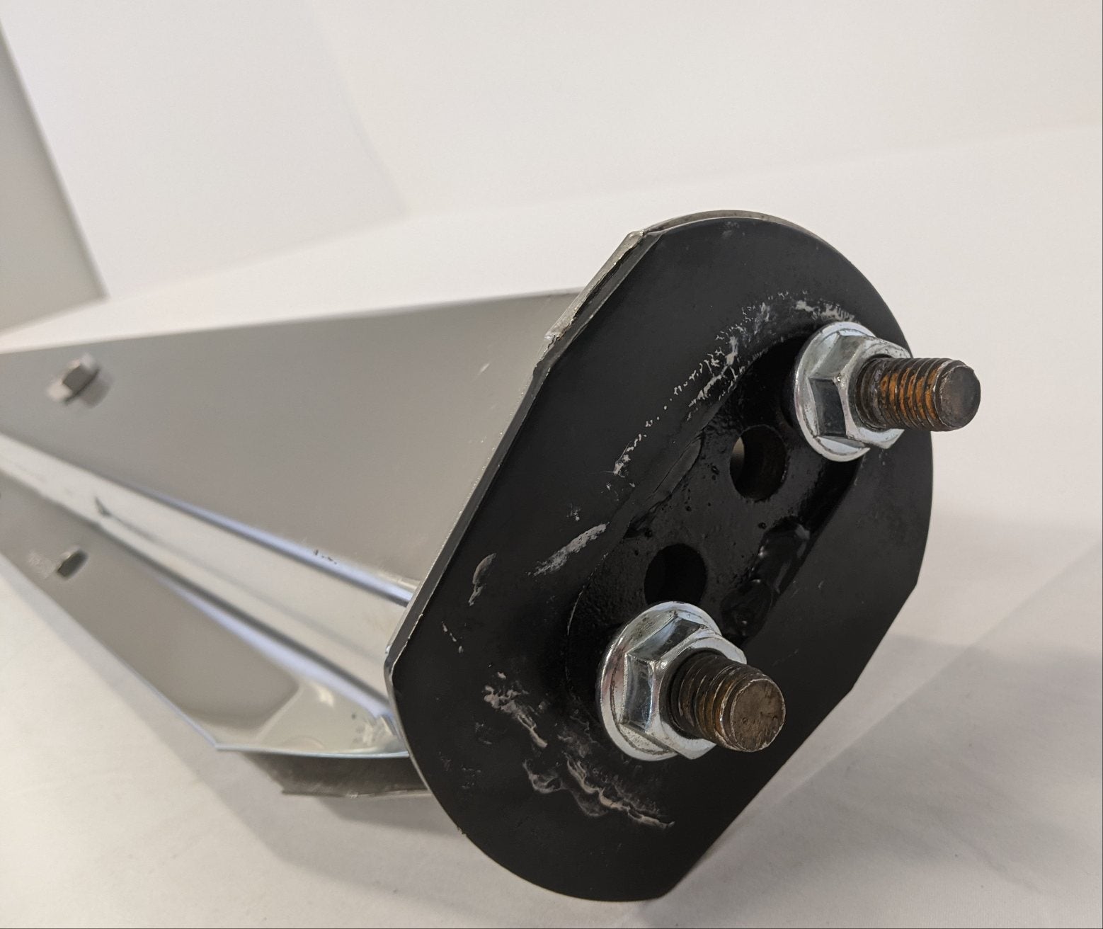 Freightliner Long Rear Straight Stainless Steel (Chrome) Mud Flap Hanger Bracket (10126774862140)