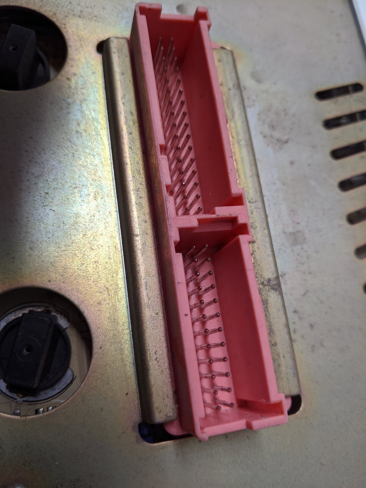 *Parts Only* Freightliner Columbia Instrument Cluster Panel - P/N A22-42289-010