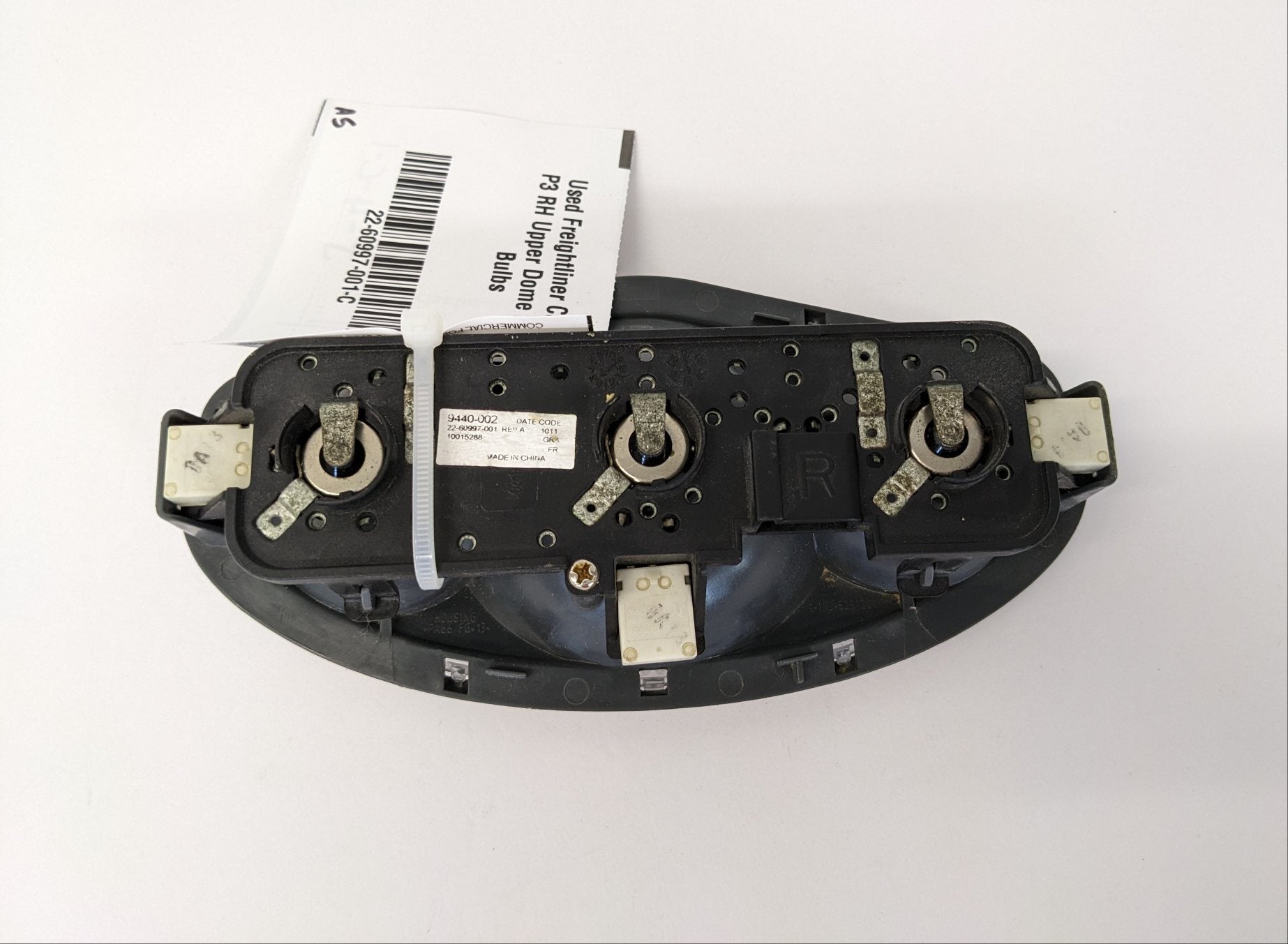 Used Freightliner Cascadia P3 RH Upper Dome Light w/ Bulbs - P/N 22-60997-001 (4029255614550)