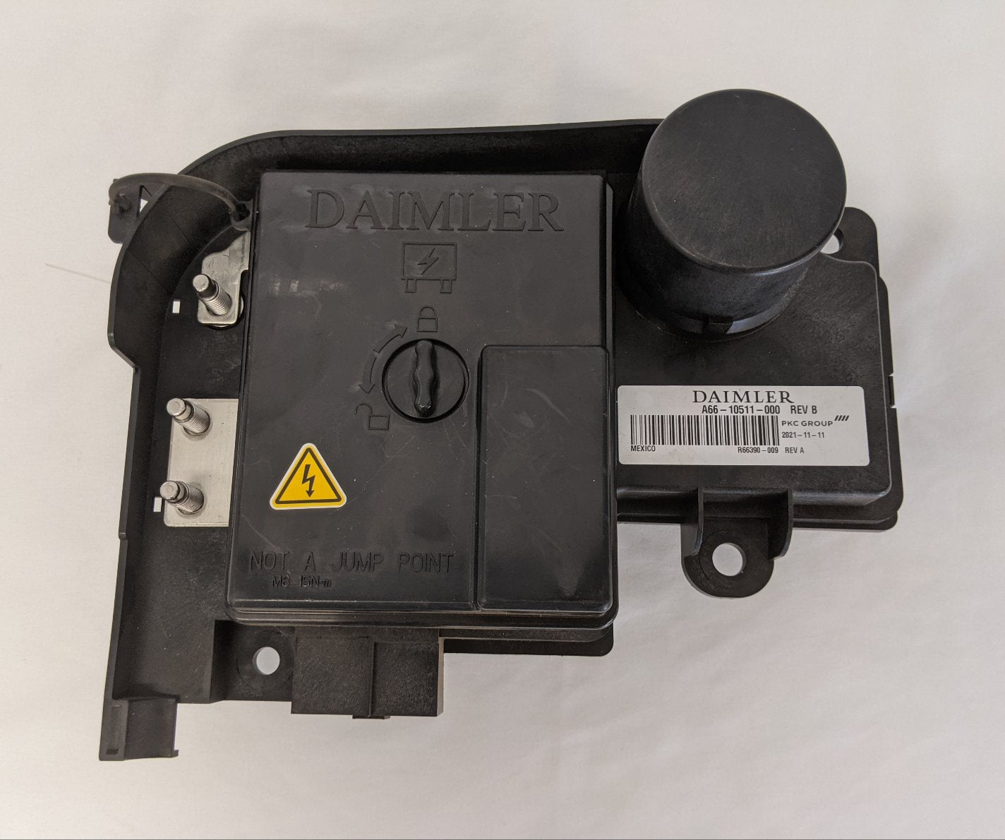 New Freightliner Daimler Battery Cable Access Power Module - P/N A66-10511-000 (10172252553532)