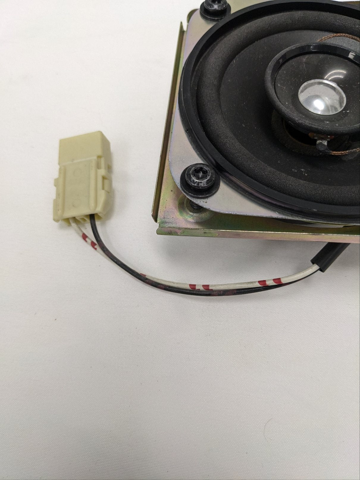 *Lot of 2* Used Freightliner CAS P3 4" Coaxial Radio Speaker - P/N 22-43129-000 (8271053750588)