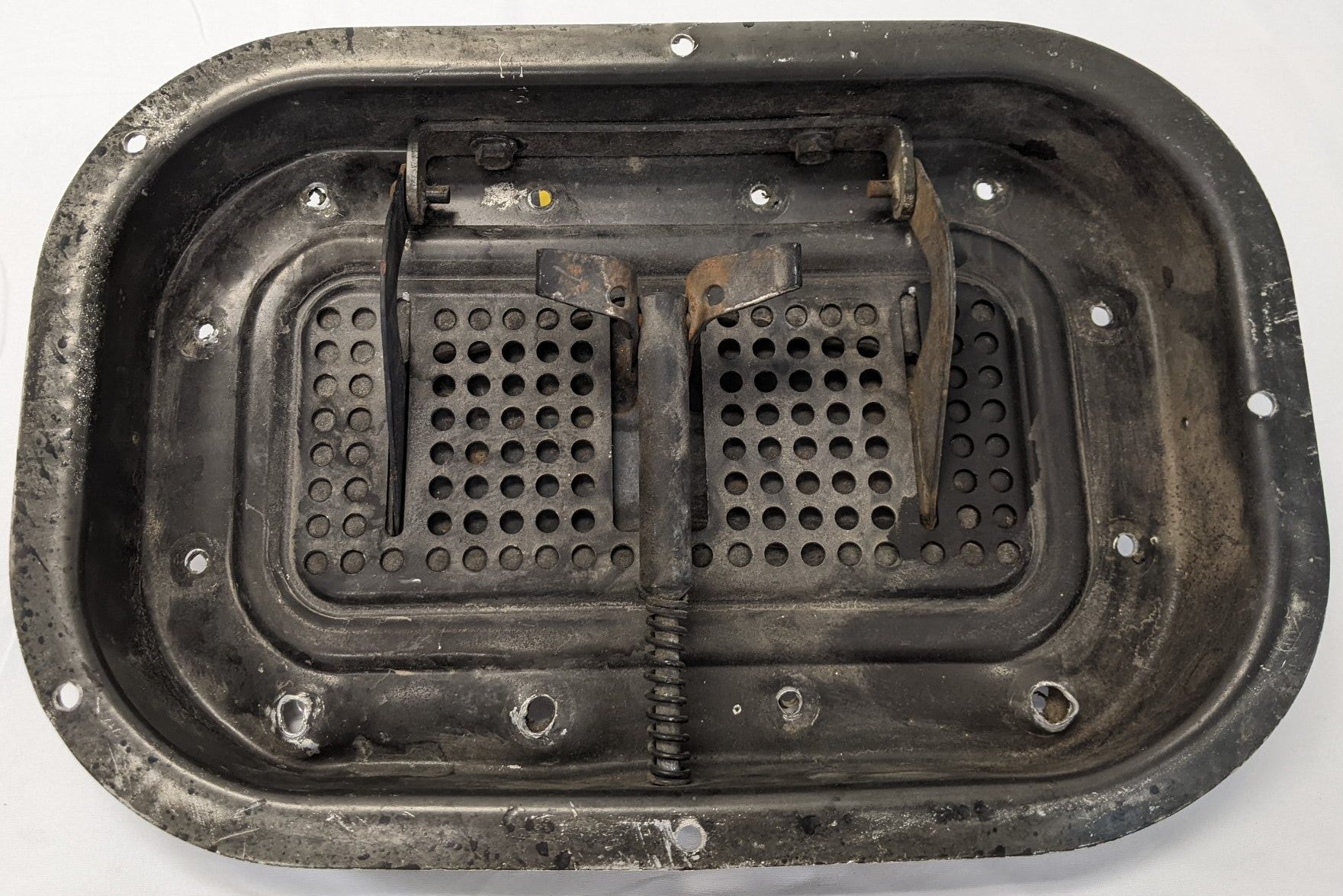 Used Freightliner Painted Air Vent Assembly - A18-11400-010
