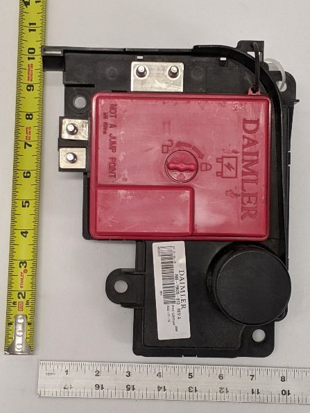 New Freightliner Daimler Battery Cable Access Power Module - P/N A66-19628-013 (10171314012476)