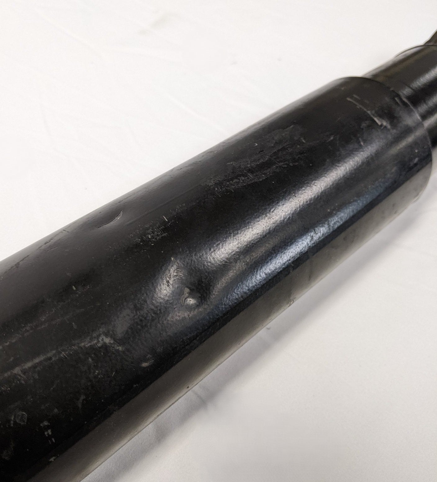 Freightliner Rear T/T SAC Shock Absorber | 16-15770-000 | Damaged