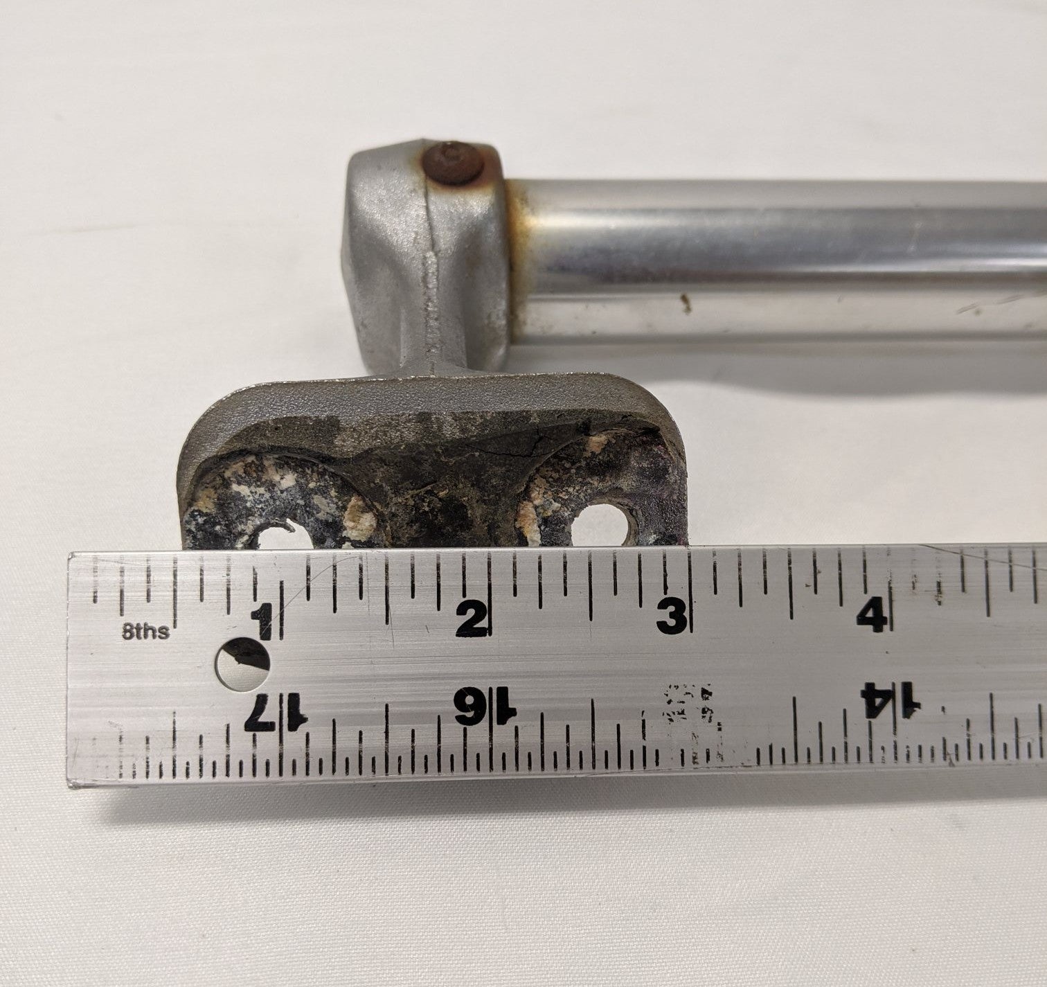 Damaged 35 1/2" FLD Grab Handle