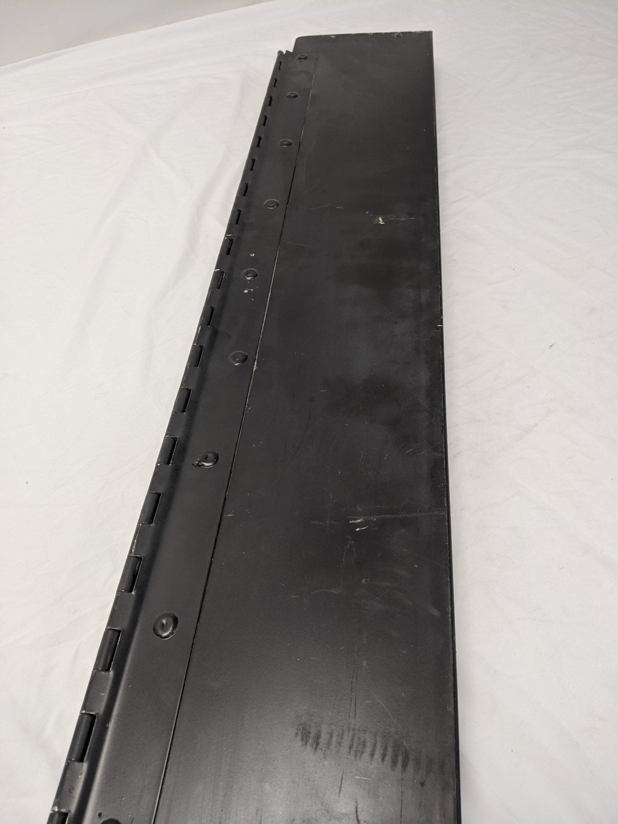 Used Freightliner FLD Sleeper Bunk Swing-Up Panel w/ Hinge - P/N A18-28102-000