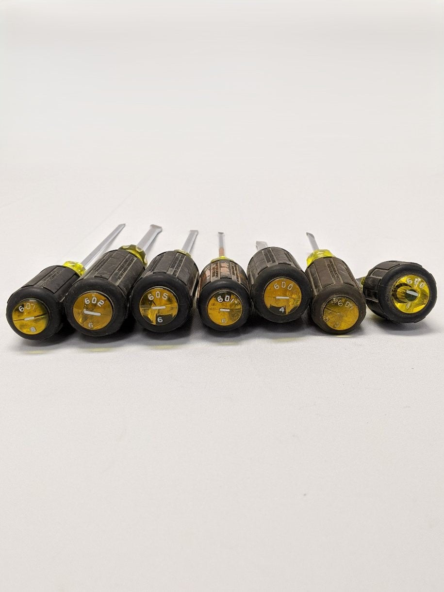 *Lot of 7* Used Klein Tools Flathead Screwdriver Set