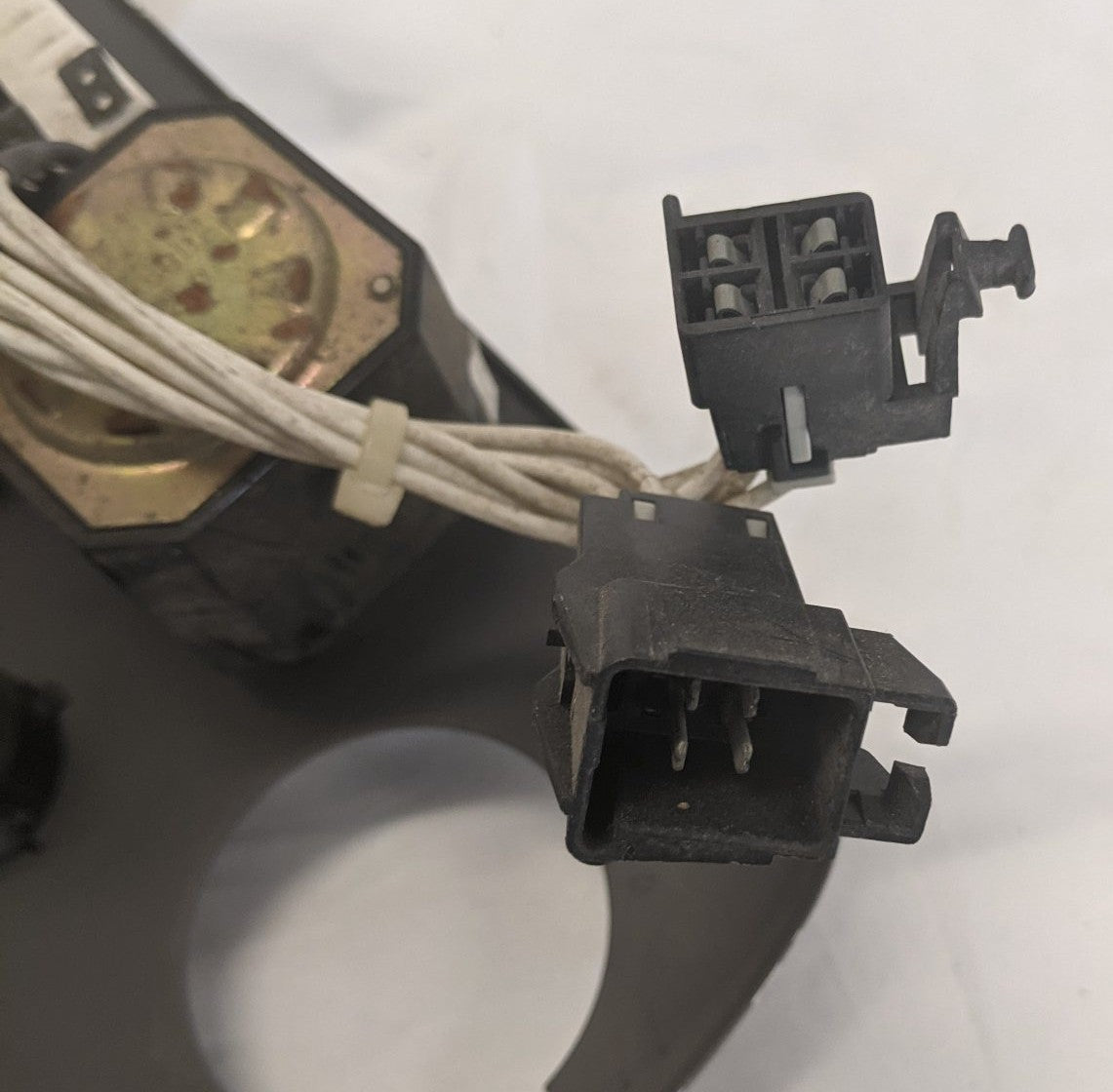 Used Freightliner Columbia Sleeper Cab Control Panel - P/N 22-43811-005