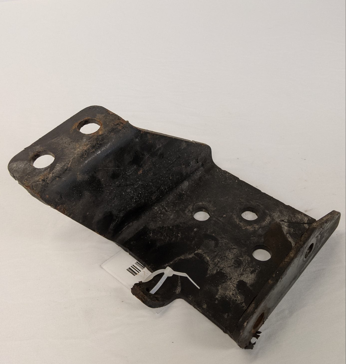 Used Freightliner Cascadia P3 LH Frame Air Dryer Bracket - P/N 12-22404-000 (10093056360764)