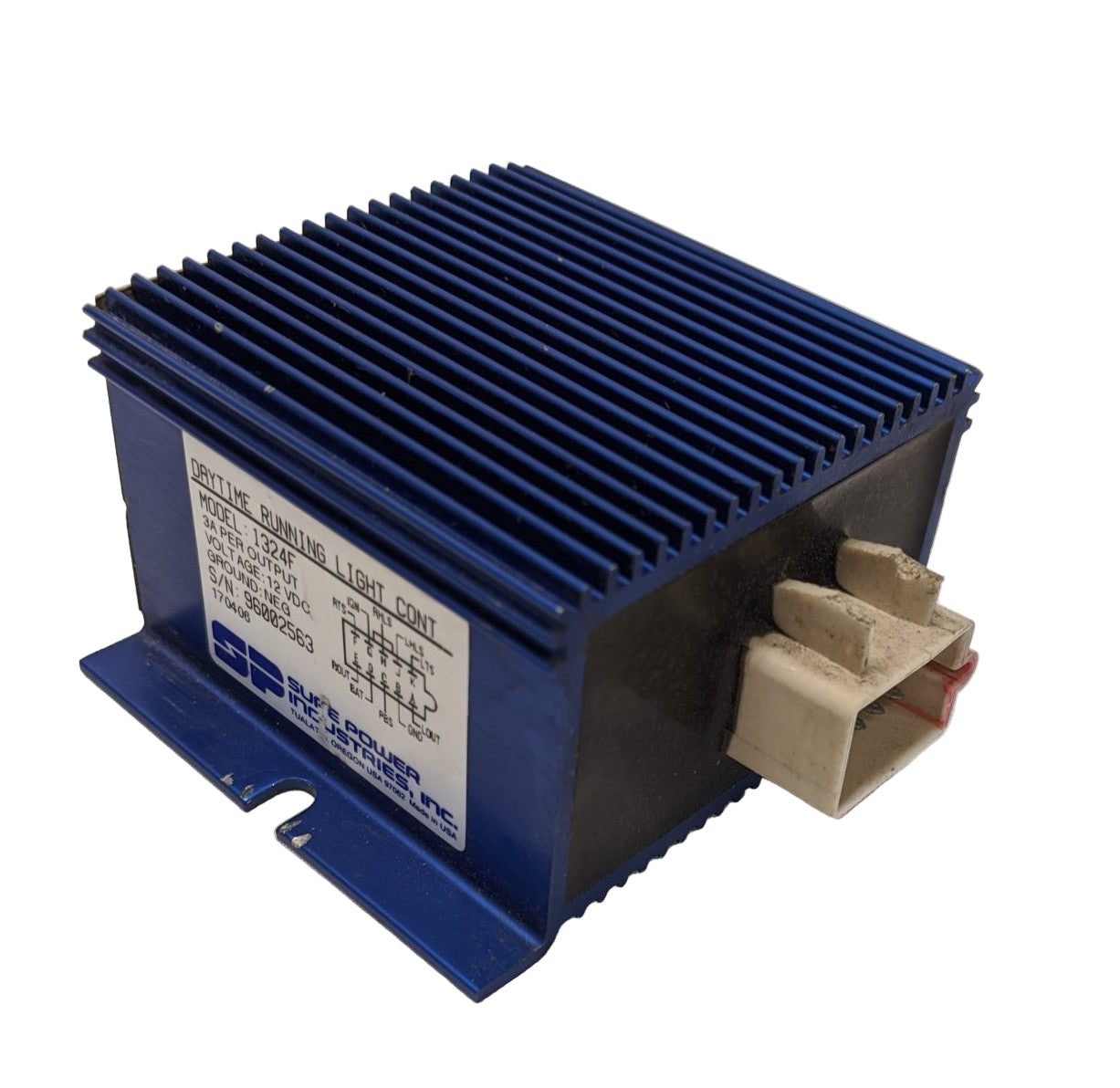 Damaged Freightliner Daytime Running Lamps Control Module - P/N SPD1324F