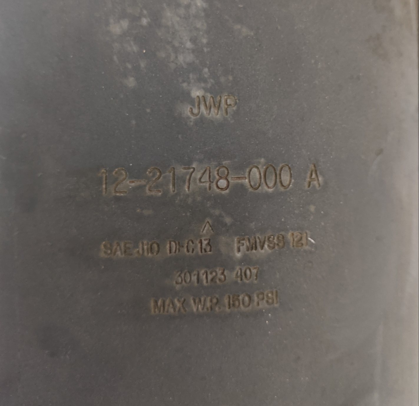 Freightliner 2180 cu. in. Steel Dual Air Tank - P/N 12-21748-000 (10118321013052)