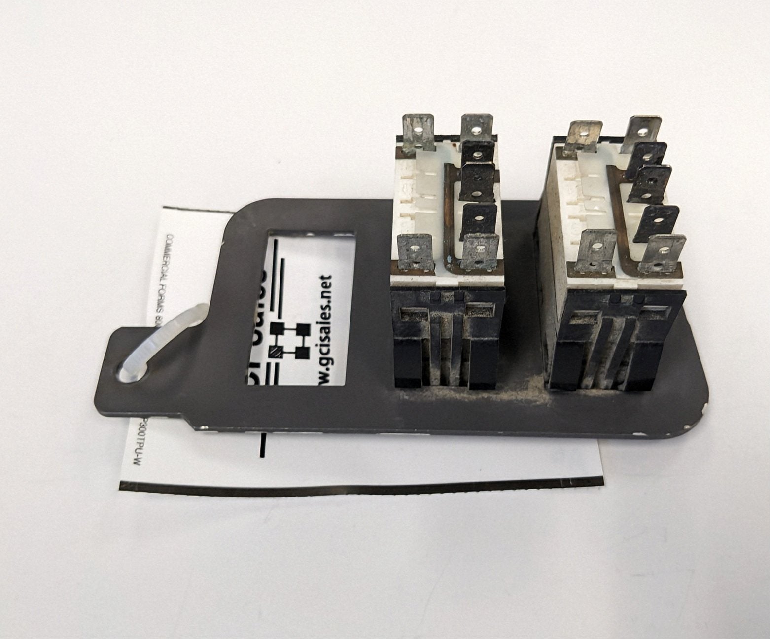 Used FTL Mirror Heat & Footwell Switches - P/Ns: A06-22523-002, A06-22523-005 (10122020585788)