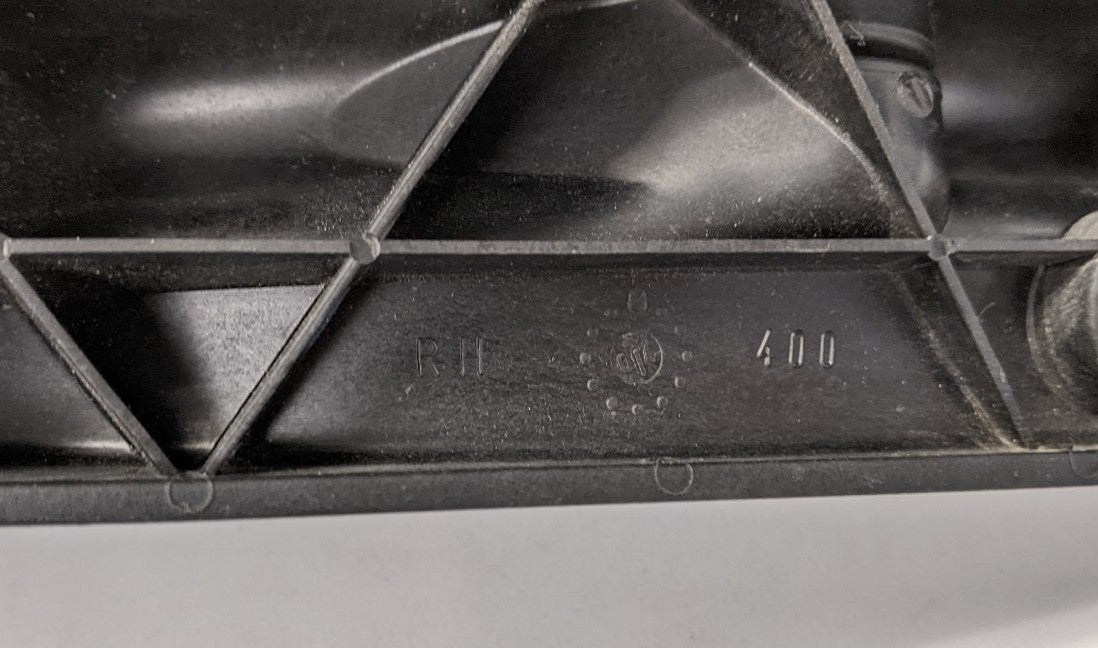 International RH Upper Mirror Holder Bracket - P/N 2509069C91